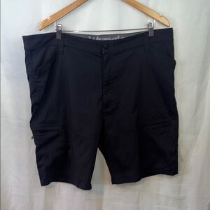 Wrangler Men's Black Cargo Shorts